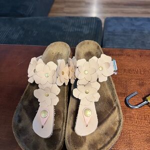 Floral Sandals with Buckle